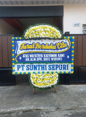 Papan Bunga Duka di Tului